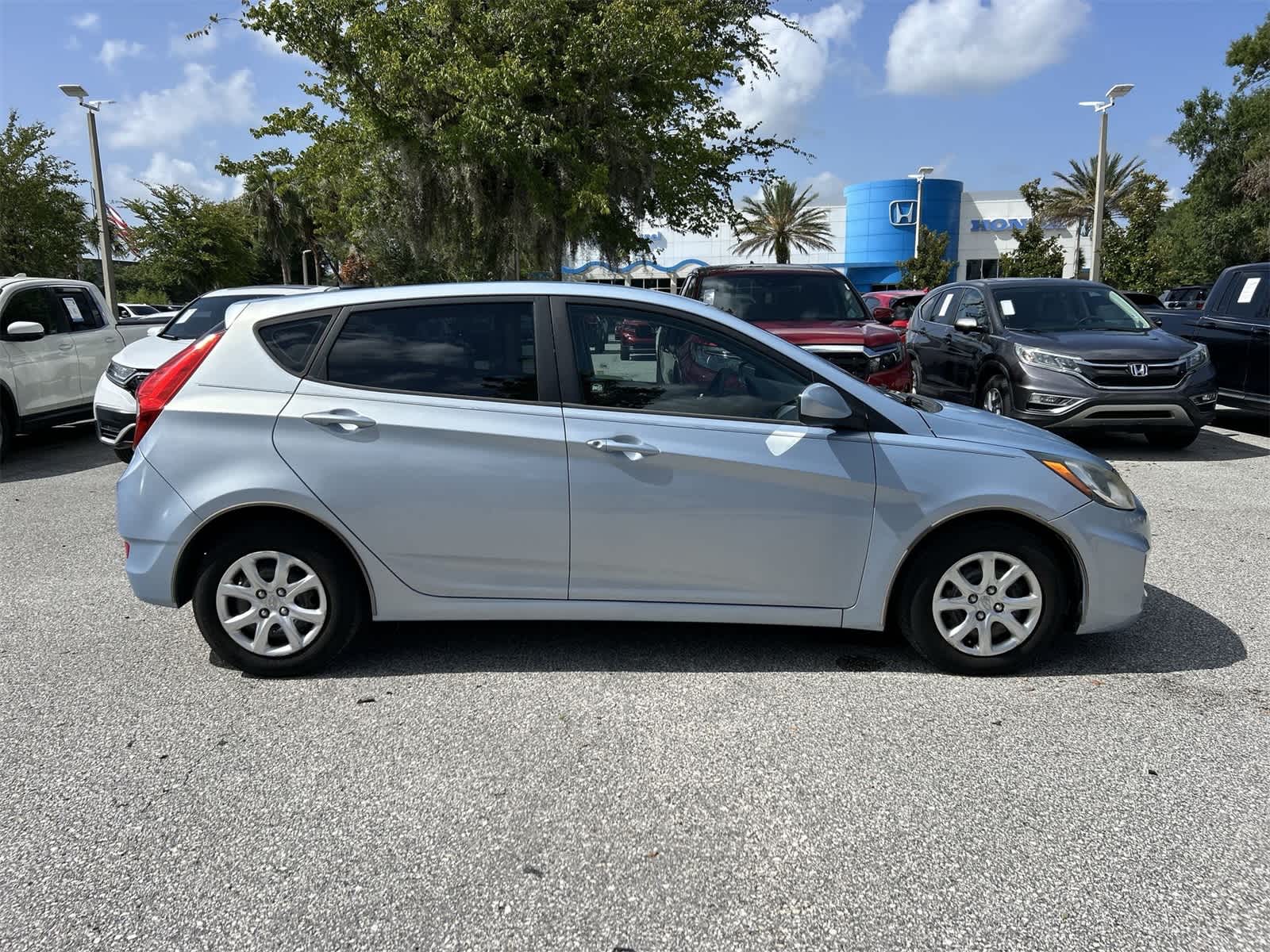 Thumbnail: 2013 Hyundai Accent - 7