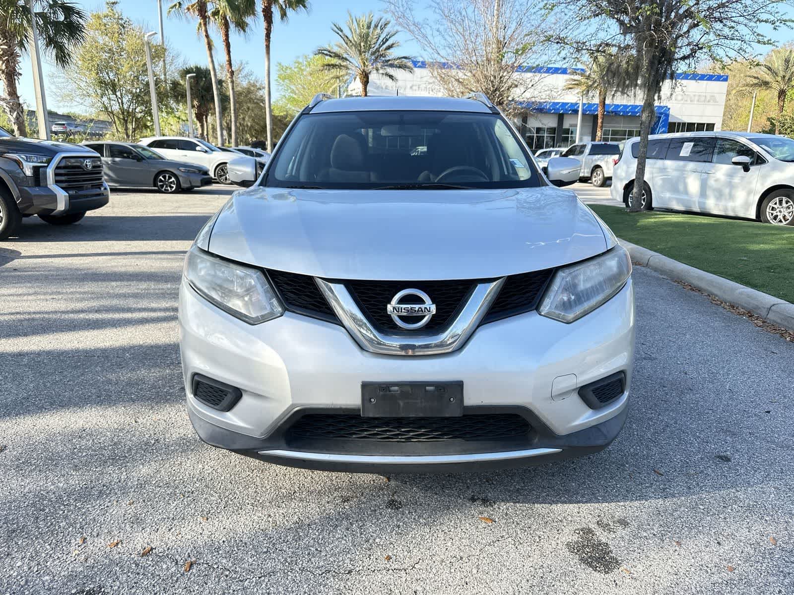 Thumbnail: 2015 Nissan Rogue - 9
