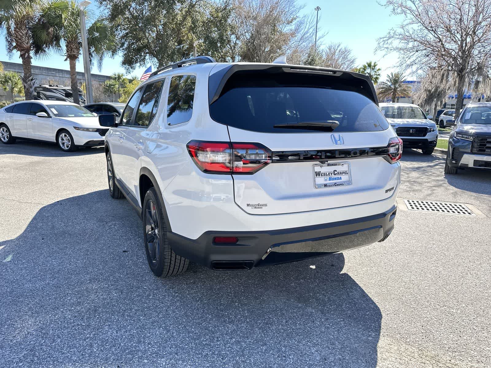 Thumbnail: 2026 Honda Pilot - 4