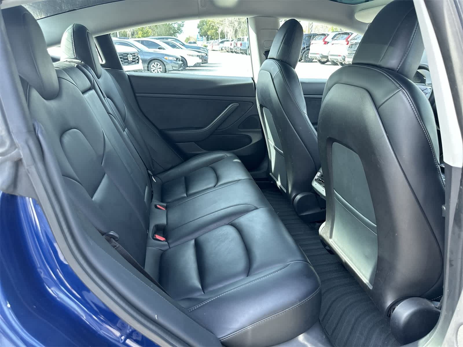 Thumbnail: 2020 Tesla Model 3 - 15