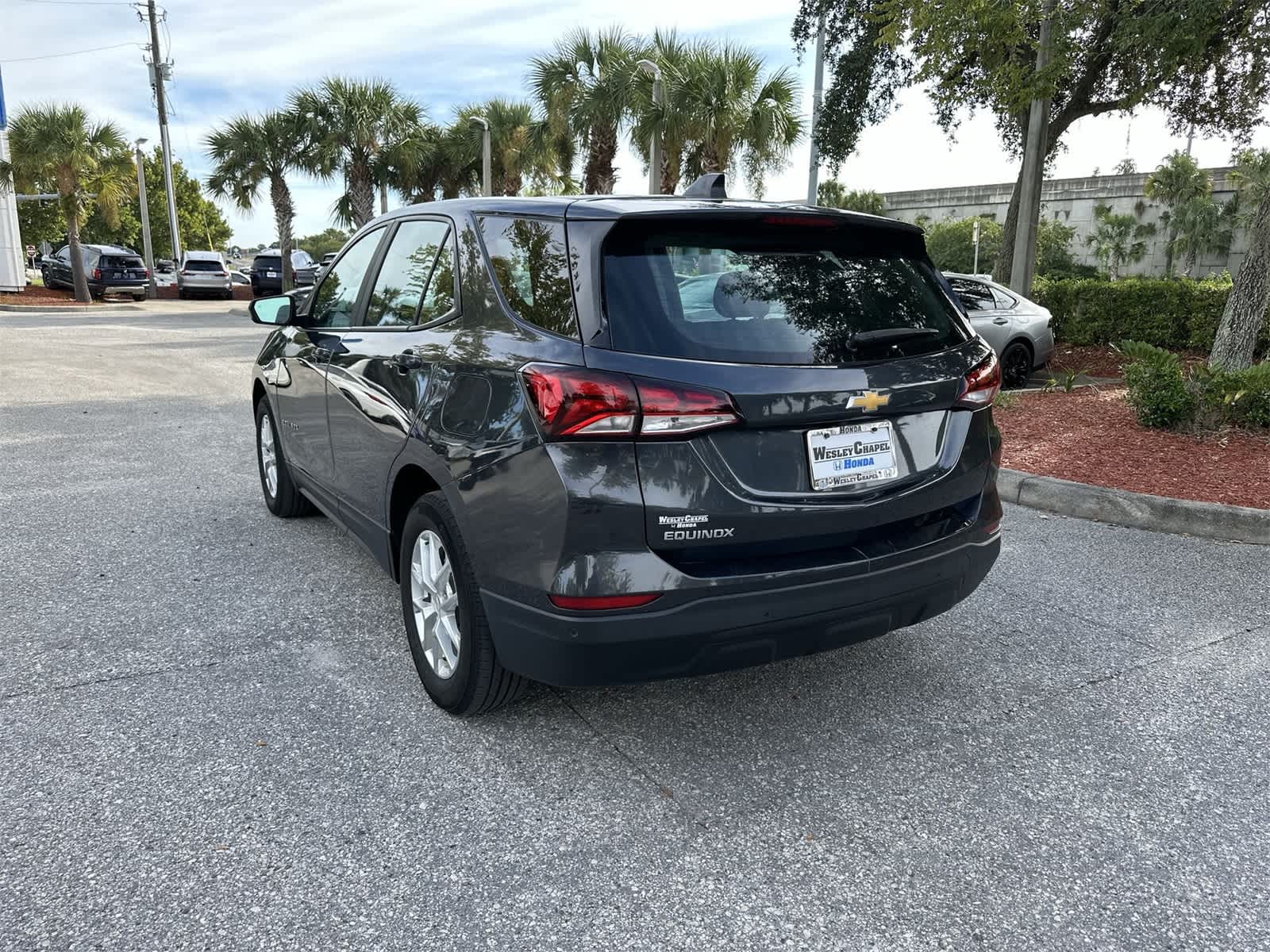 Thumbnail: 2022 Chevrolet Equinox - 4