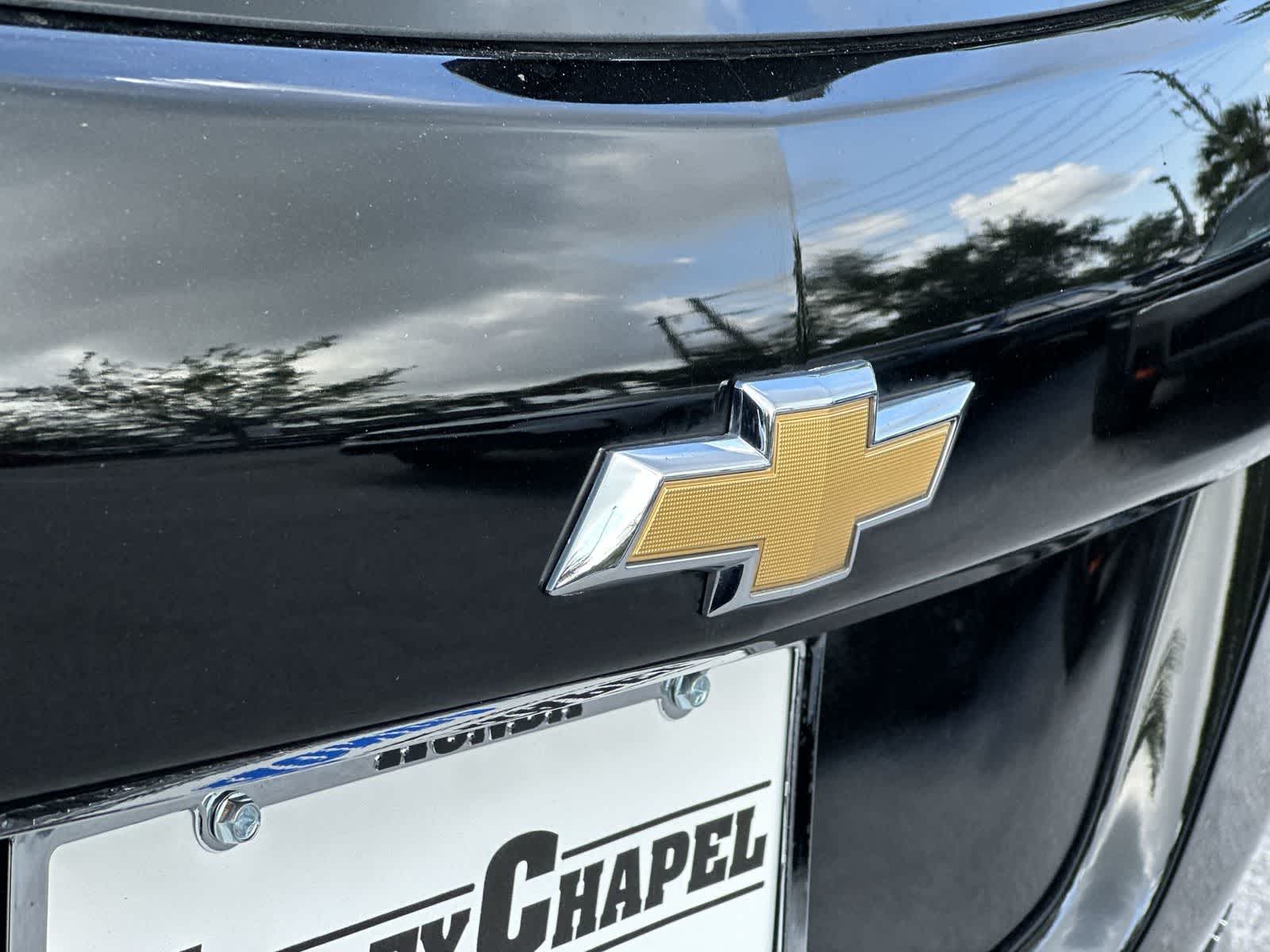 Thumbnail: 2021 Chevrolet Equinox - 10