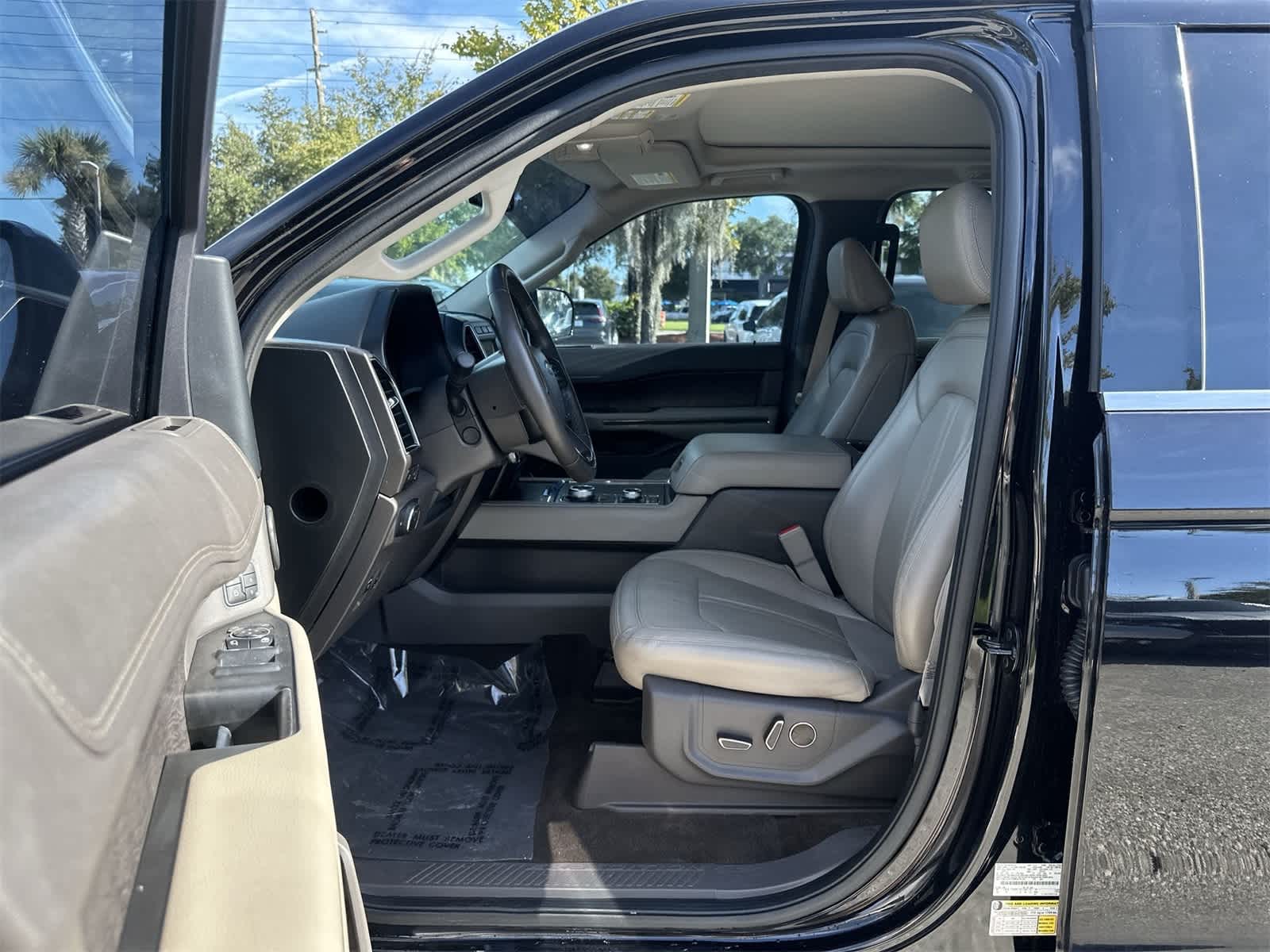 Thumbnail: 2021 Ford Expedition MAX - 2