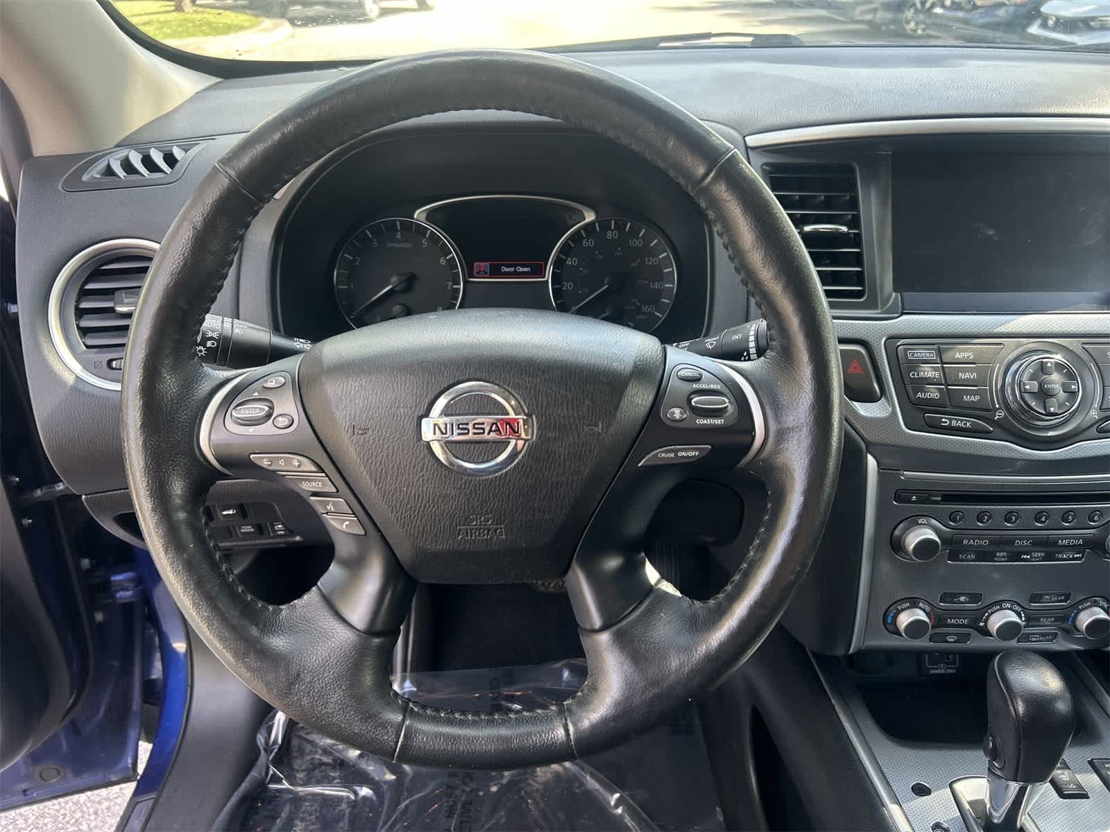 Thumbnail: 2020 Nissan Pathfinder - 18