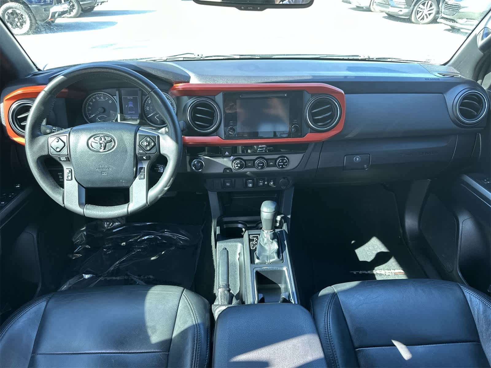 Thumbnail: 2018 Toyota Tacoma - 14