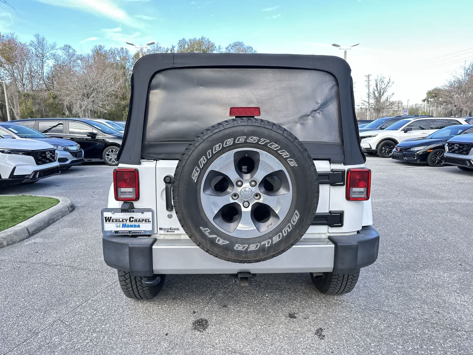 Thumbnail: 2017 Jeep Wrangler - 5