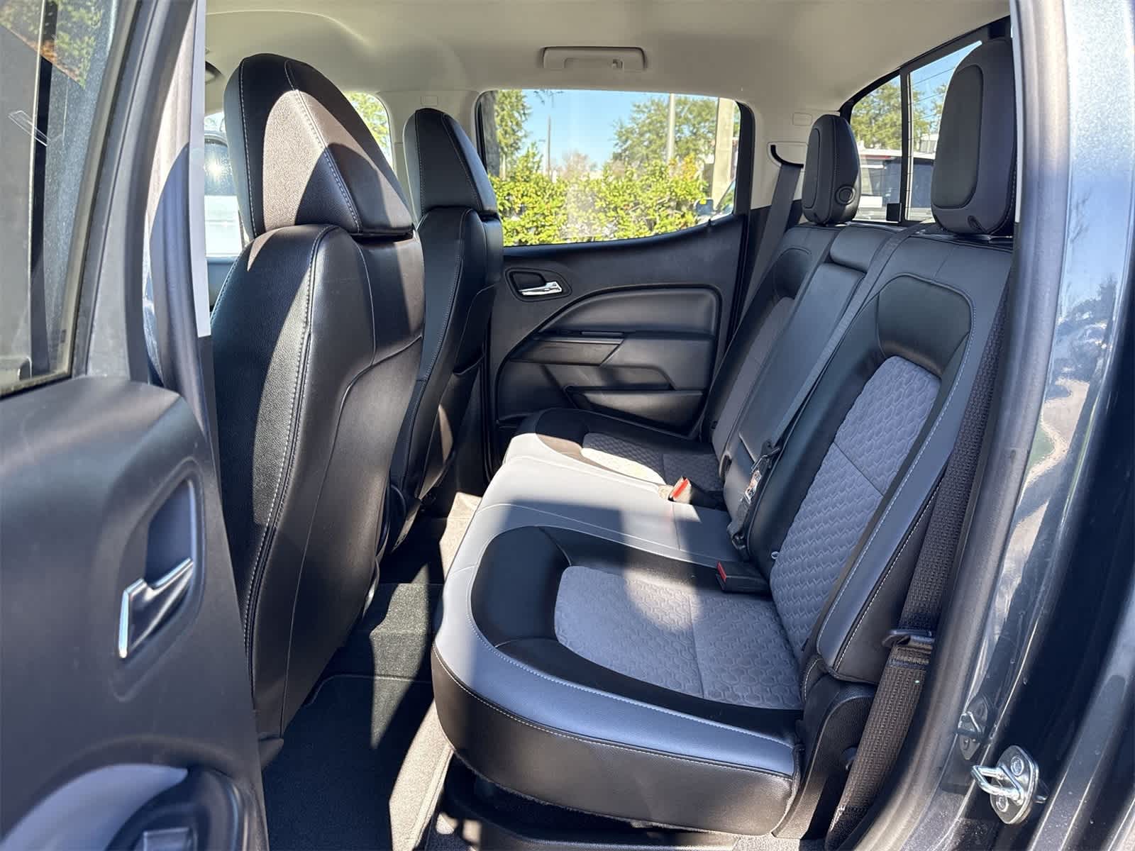 Thumbnail: 2020 Chevrolet Colorado - 15