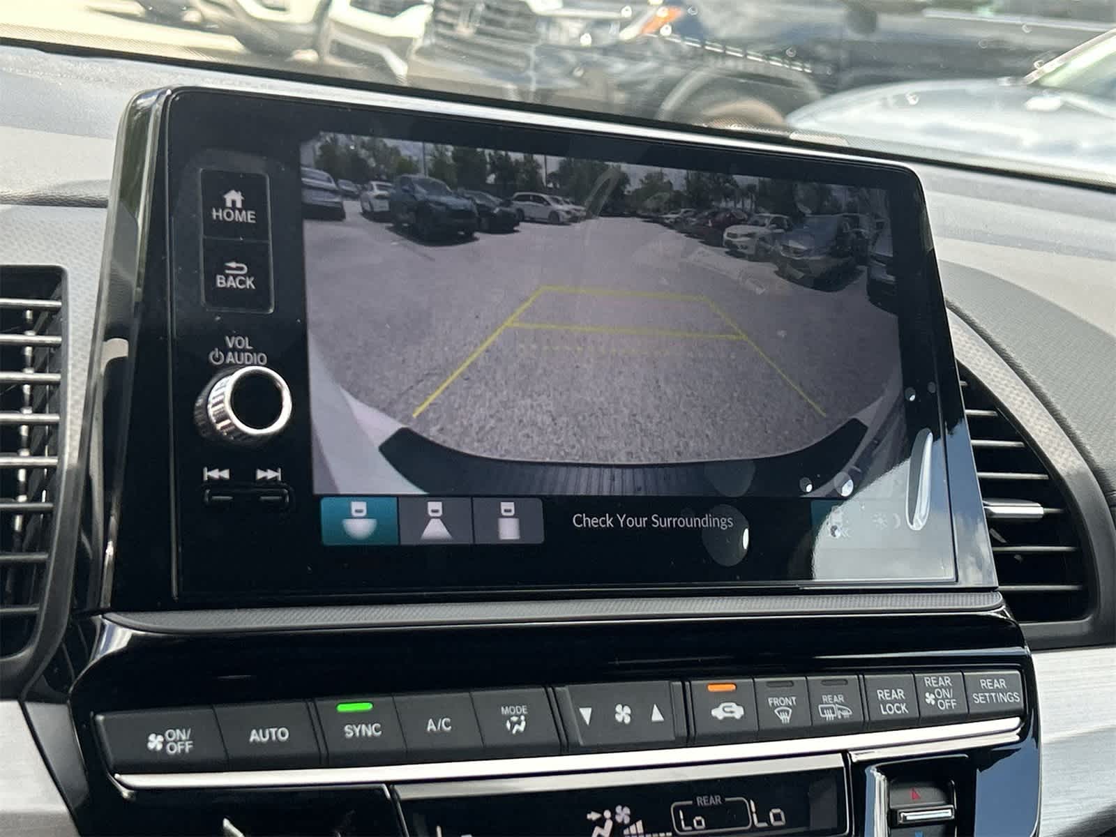 Thumbnail: 2026 Honda Odyssey - 20