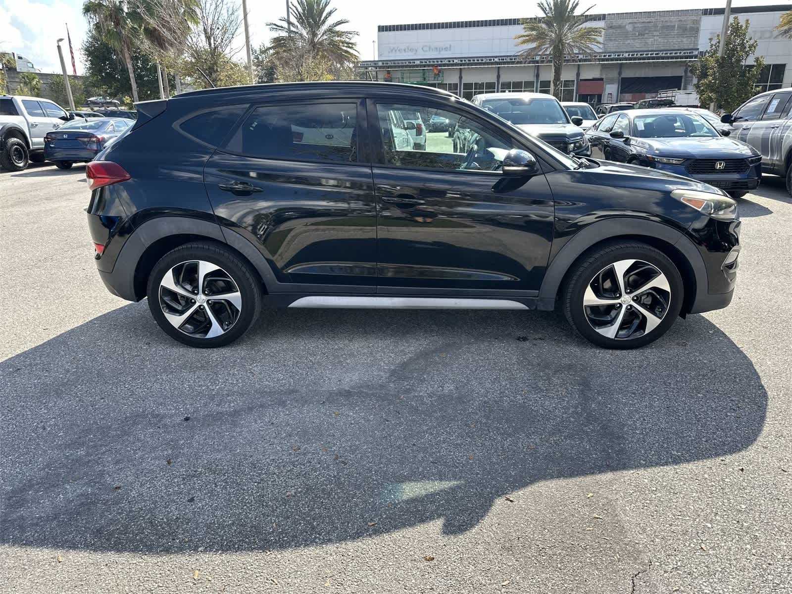 Thumbnail: 2017 Hyundai Tucson - 7