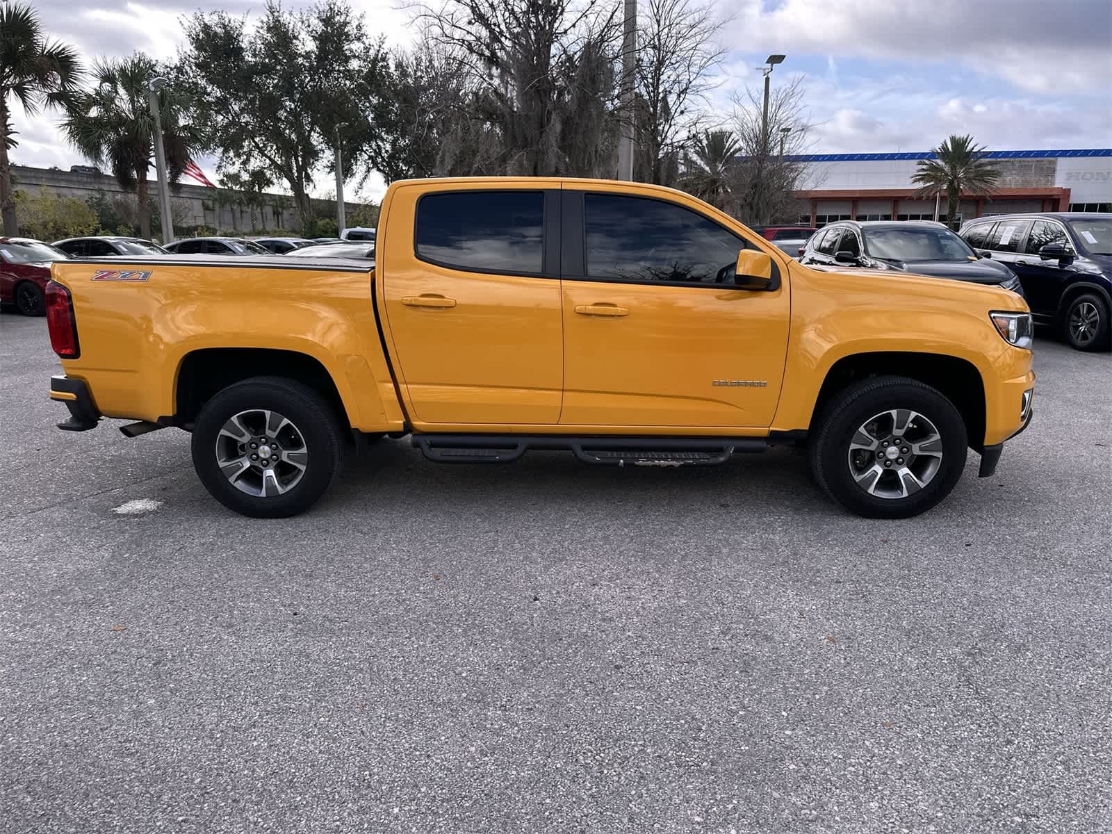 Thumbnail: 2018 Chevrolet Colorado - 7