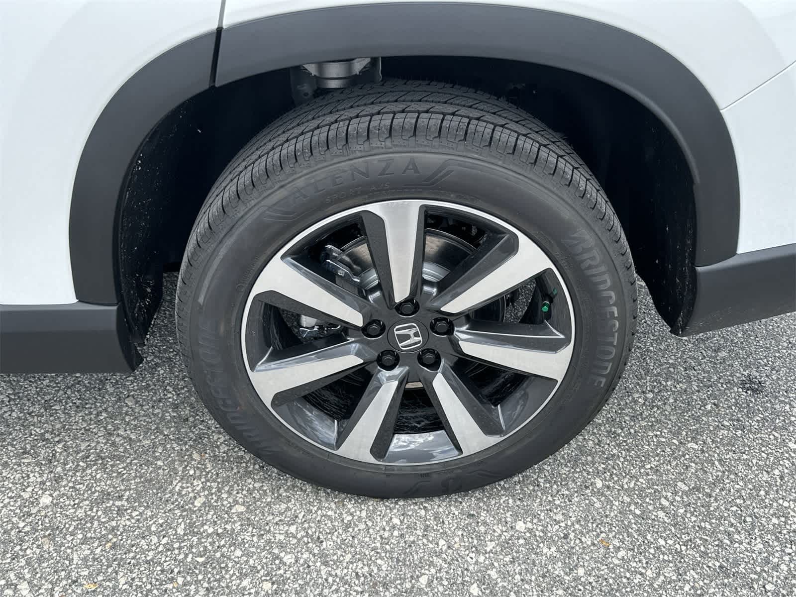 Thumbnail: 2025 Honda Pilot - 12