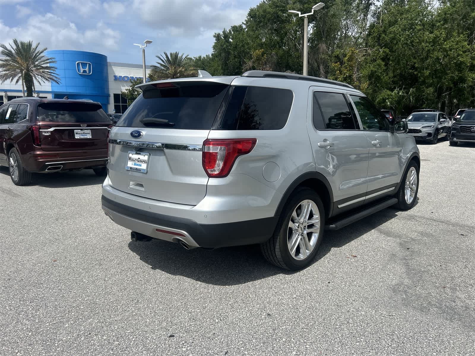2017 Ford Explorer XLT 6