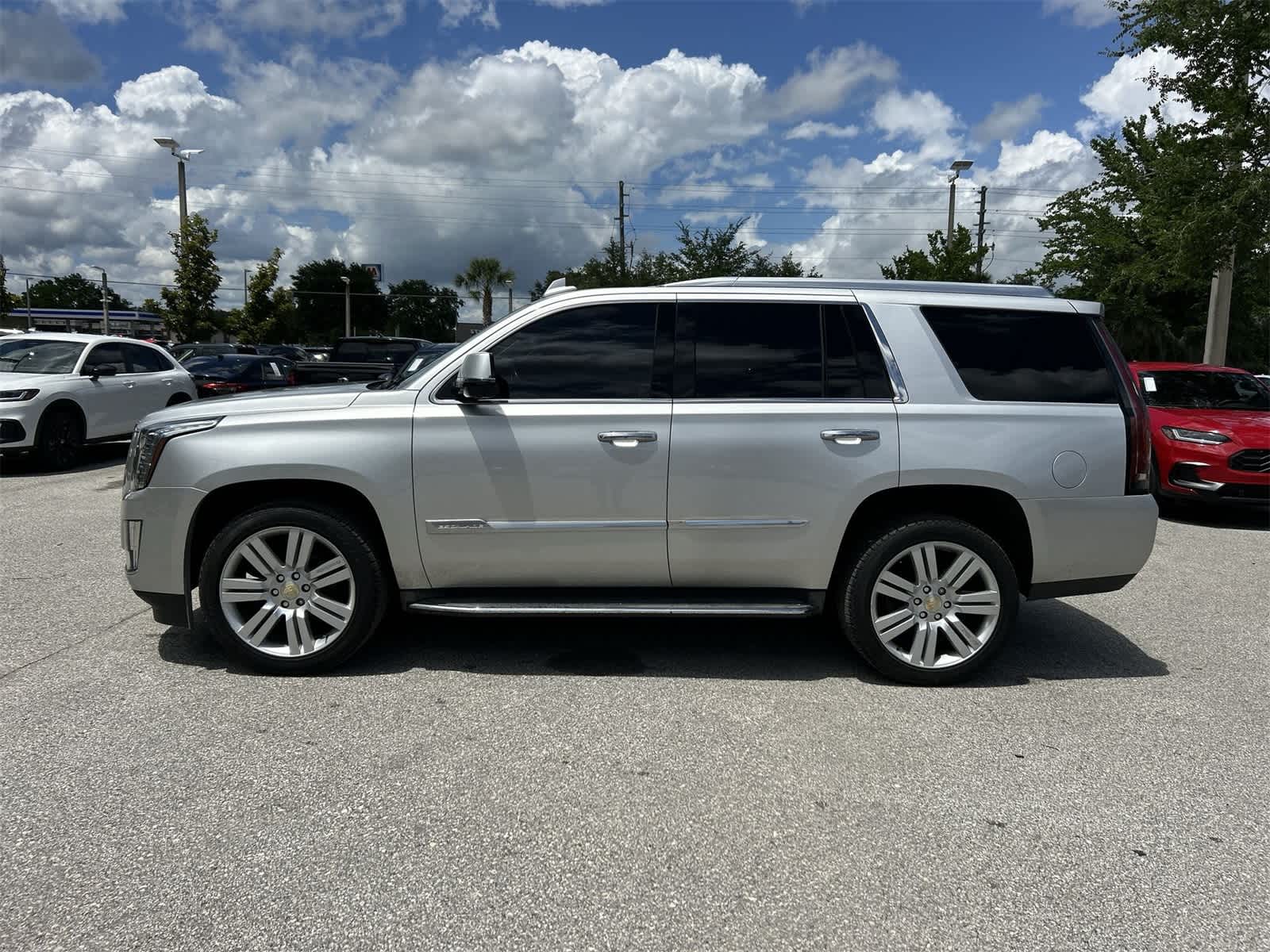 Thumbnail: 2015 Cadillac Escalade - 3