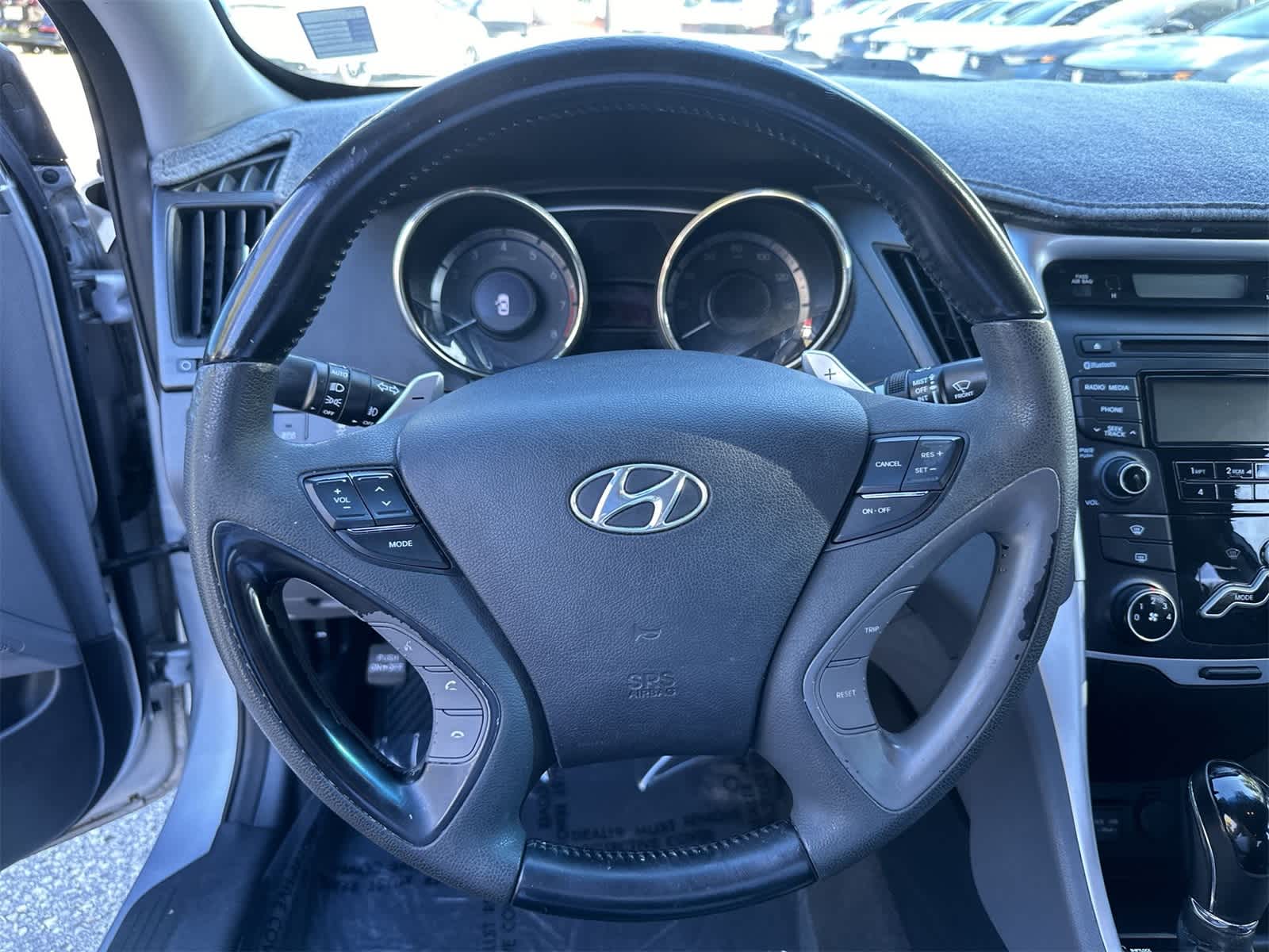 Thumbnail: 2012 Hyundai Sonata - 19