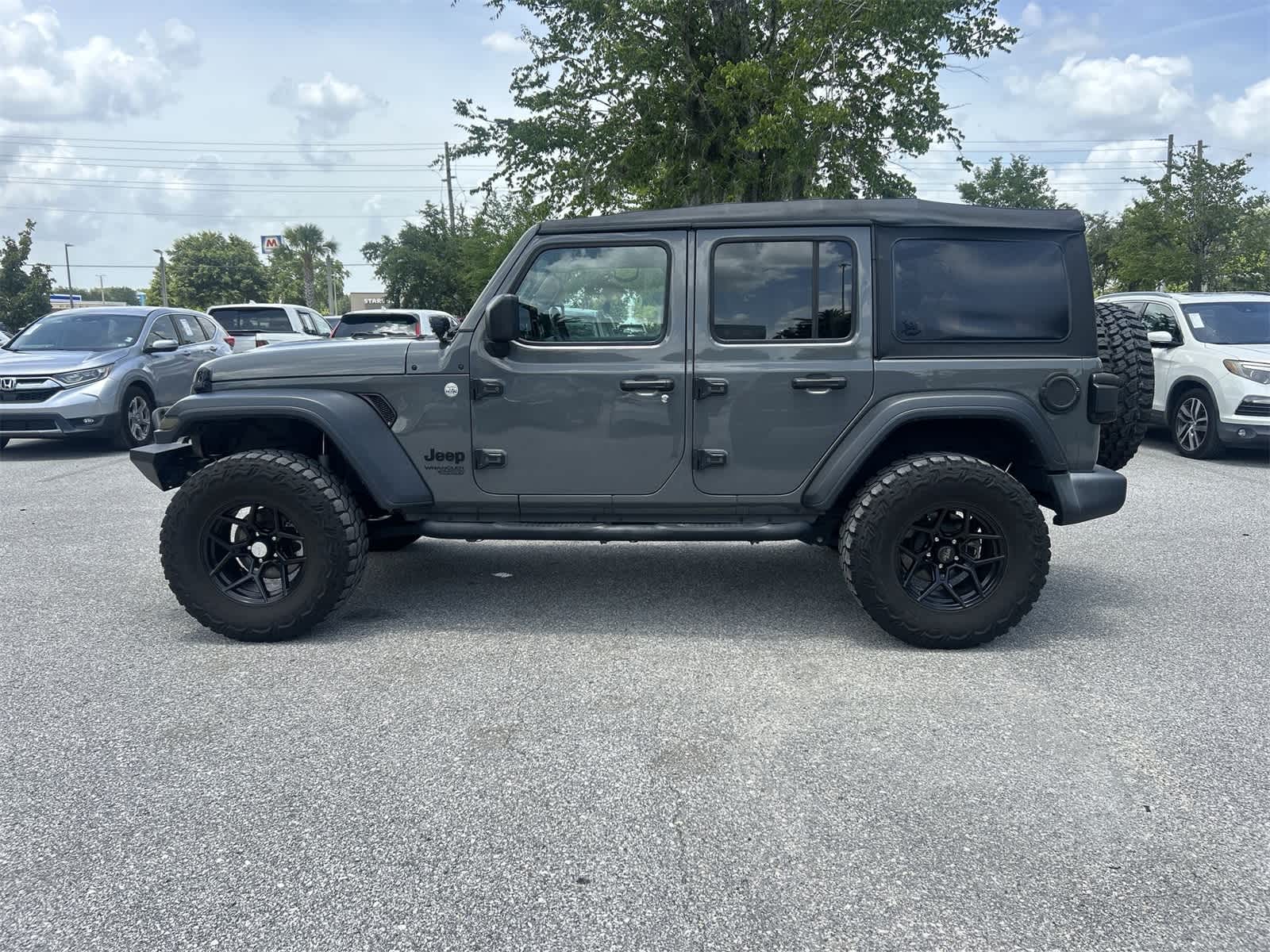2020 Jeep Wrangler Unlimited Sport 3