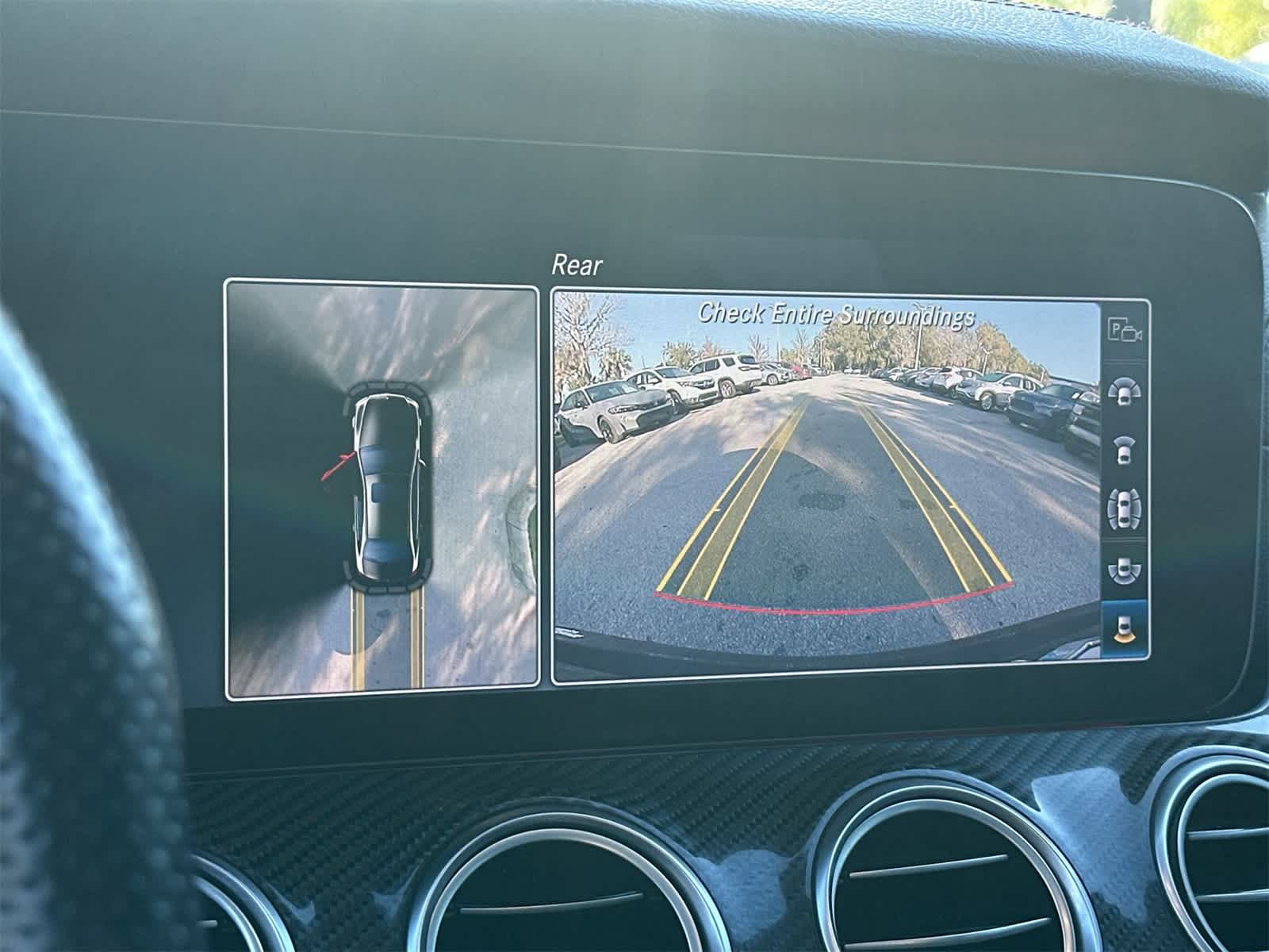 Thumbnail: 2019 Mercedes-Benz E-Class - 19