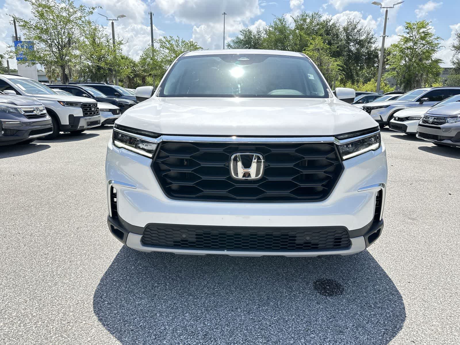 Thumbnail: 2025 Honda Pilot - 9