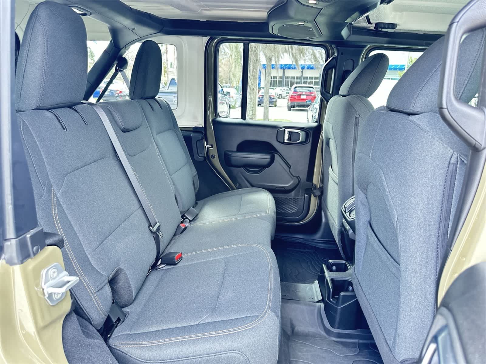 Thumbnail: 2025 Jeep Wrangler - 16