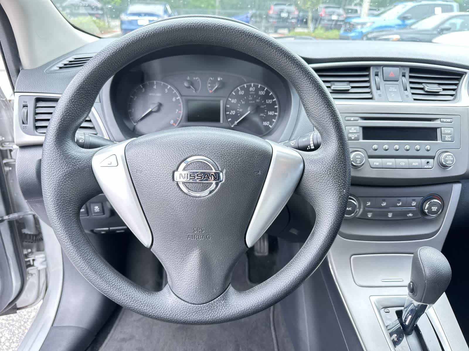 Thumbnail: 2014 Nissan Sentra - 18