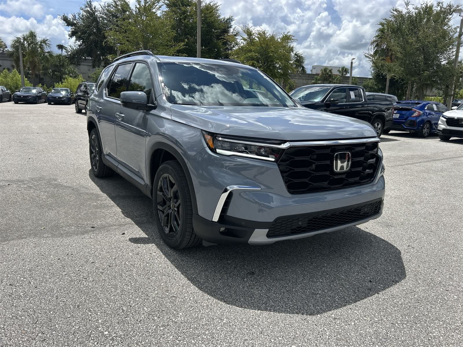 Thumbnail: 2025 Honda Pilot - 8