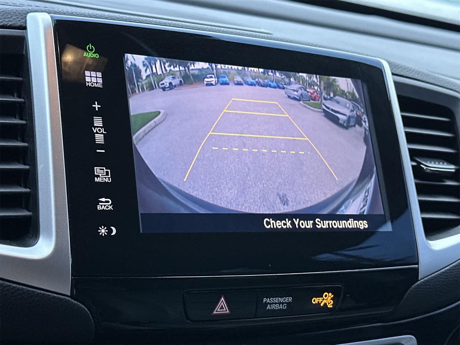 Thumbnail: 2016 Honda Pilot - 20