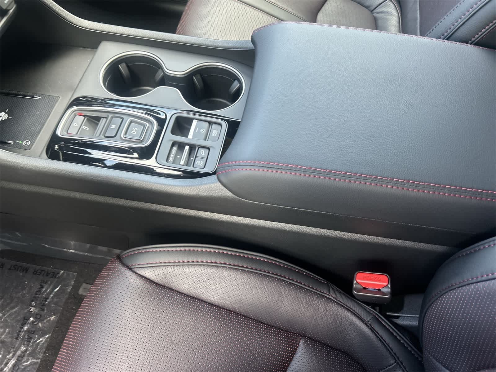 2025 Honda Pilot Black Edition 19