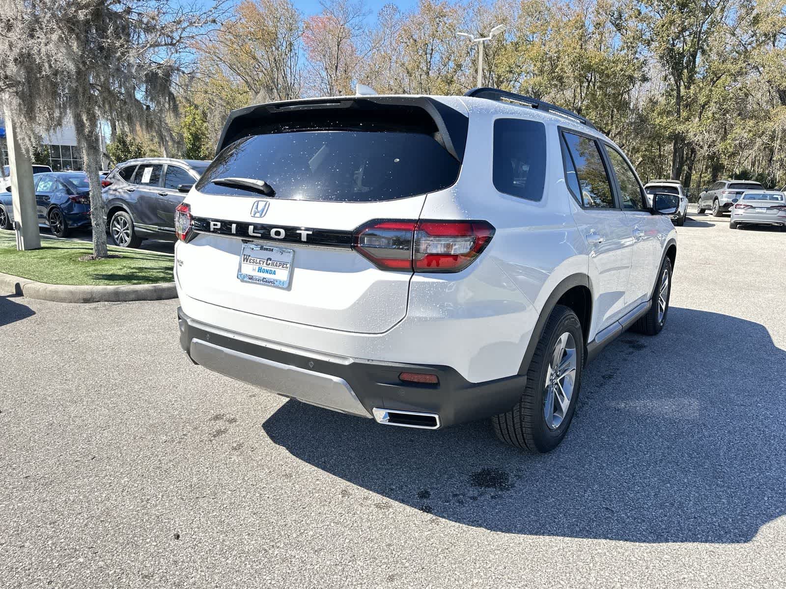 Thumbnail: 2026 Honda Pilot - 6