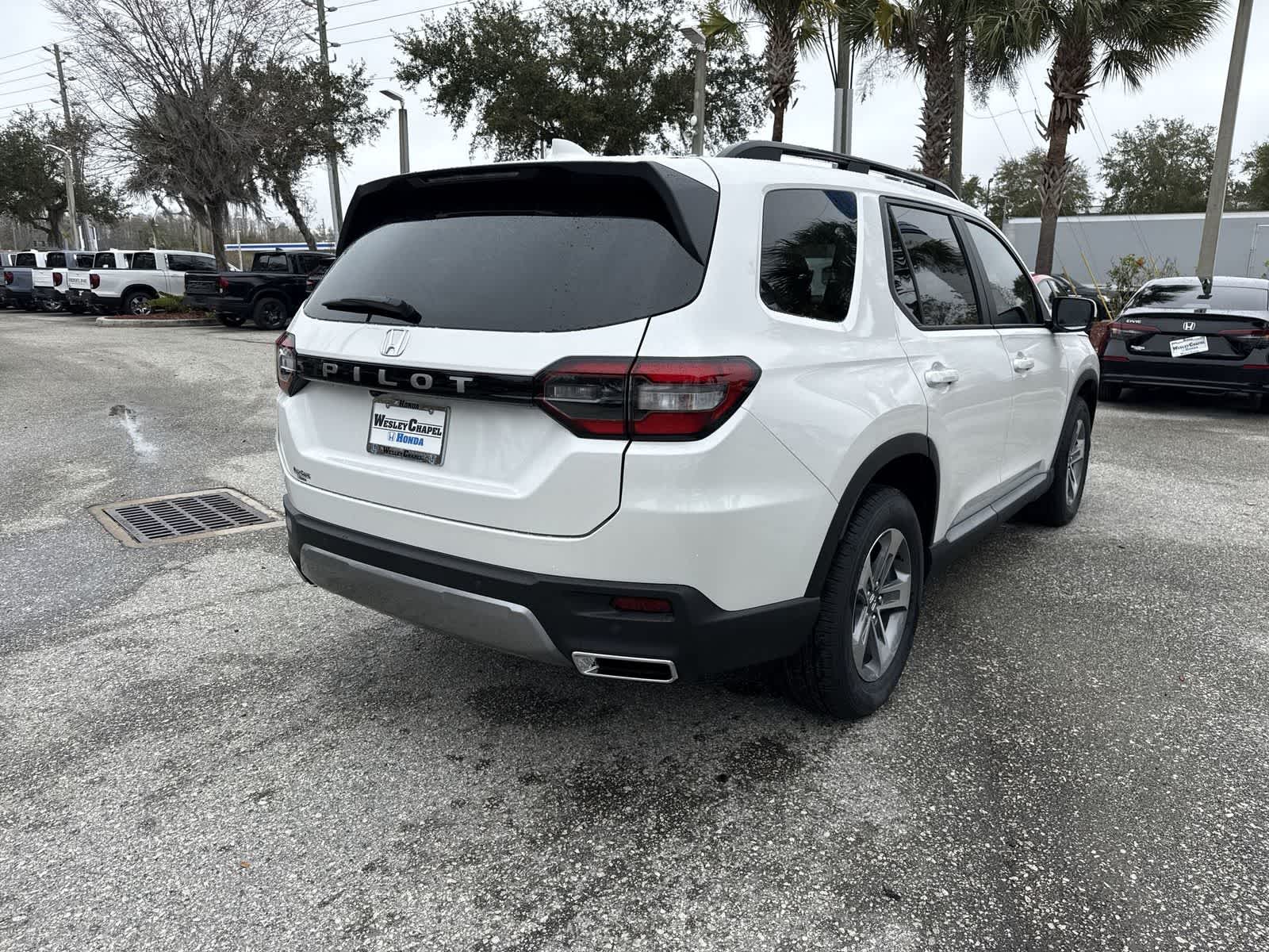 Thumbnail: 2026 Honda Pilot - 6