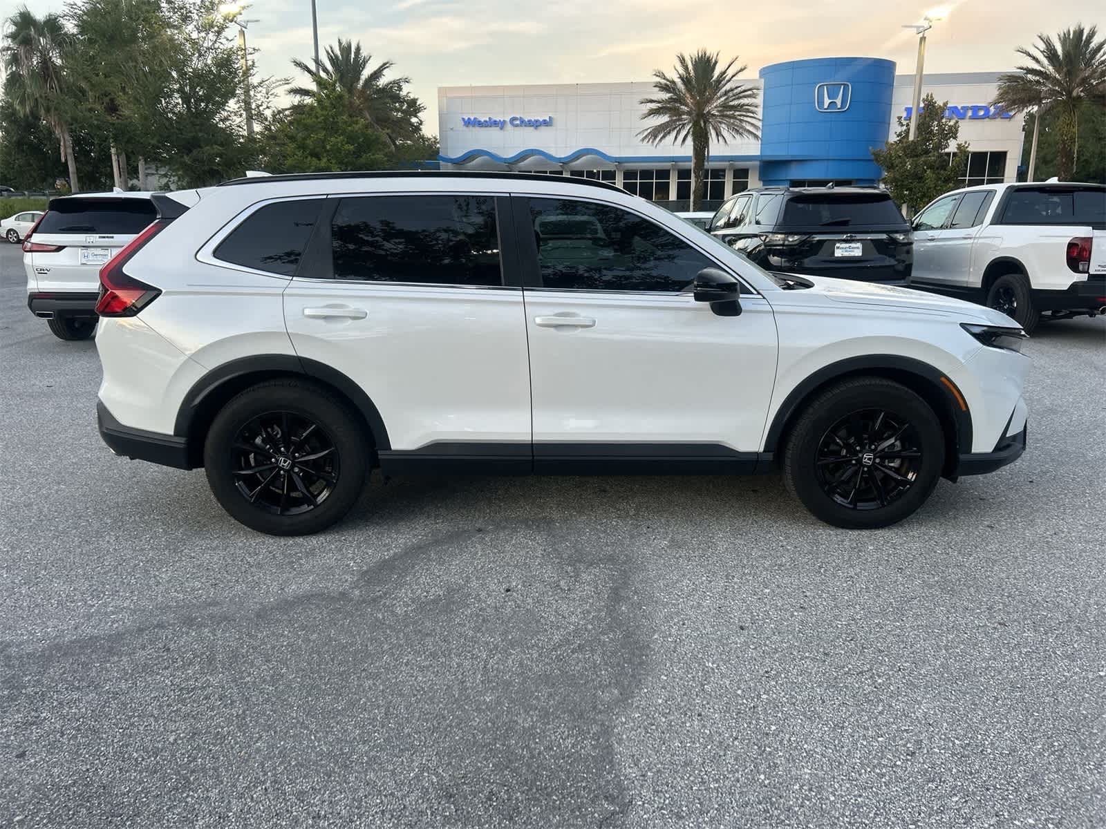 Thumbnail: 2023 Honda CR-V - 15