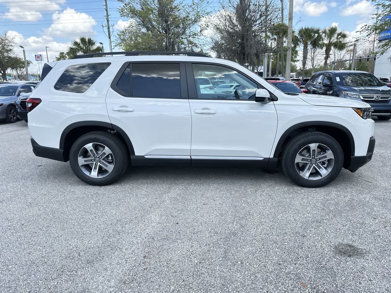 Thumbnail: 2026 Honda Pilot - 7