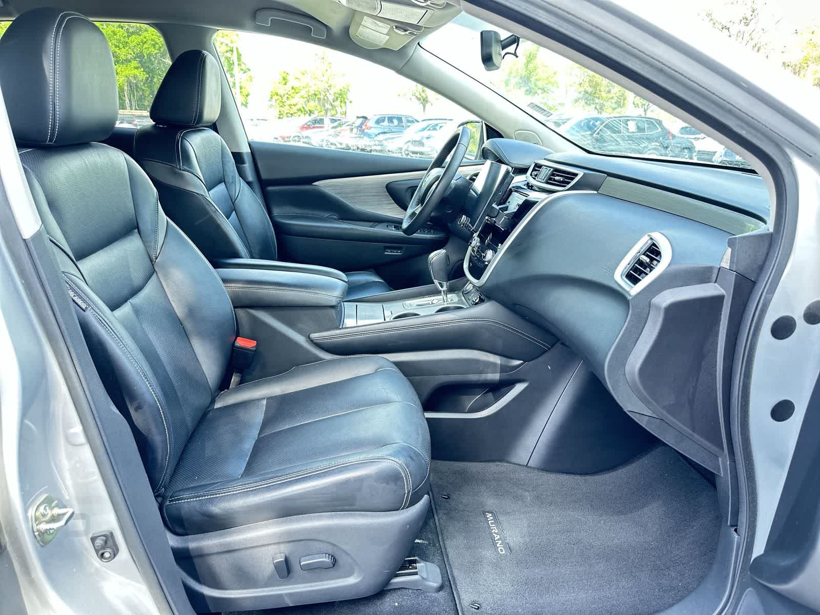 Thumbnail: 2016 Nissan Murano - 17