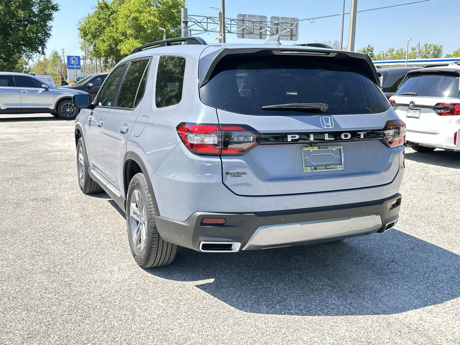 Thumbnail: 2026 Honda Pilot - 4