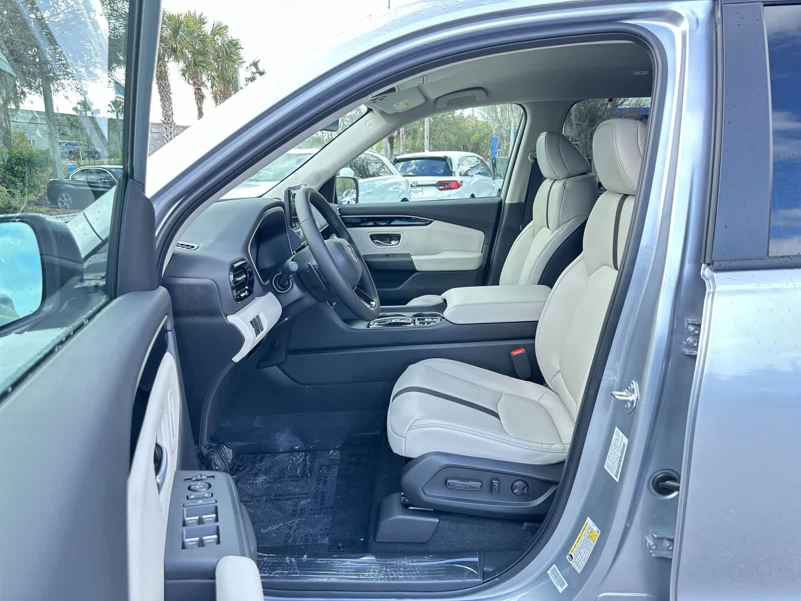 Thumbnail: 2026 Honda Pilot - 2