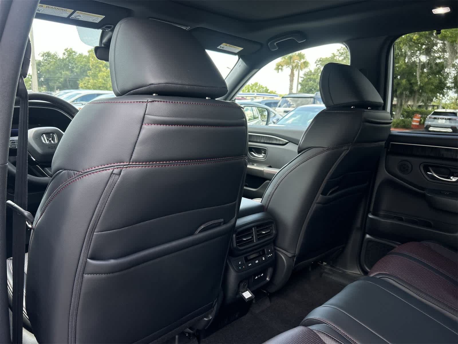 Thumbnail: 2025 Honda Pilot - 14