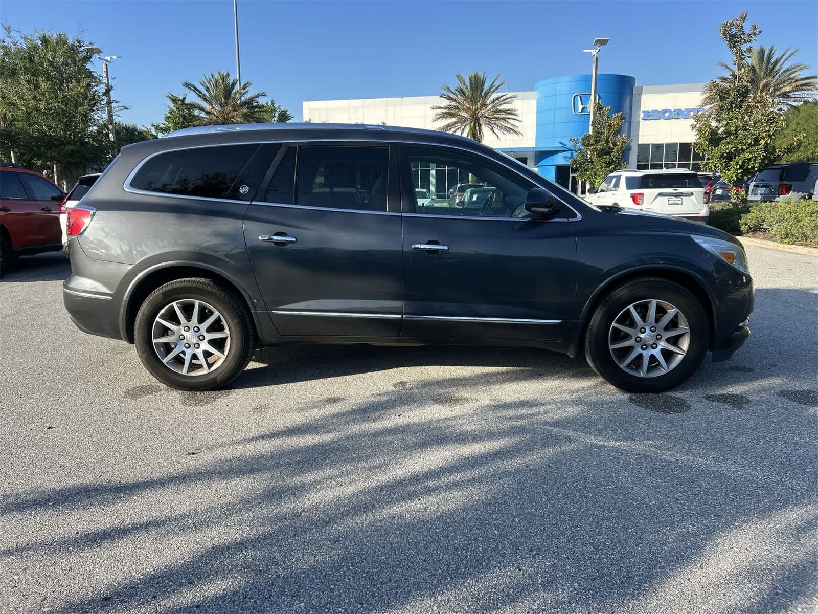 Thumbnail: 2014 Buick Enclave - 6