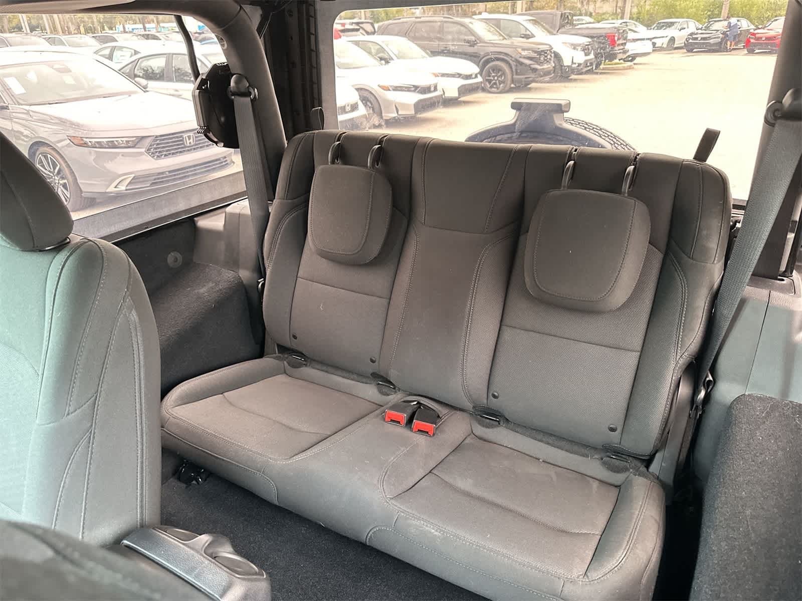 Thumbnail: 2018 Jeep Wrangler - 14