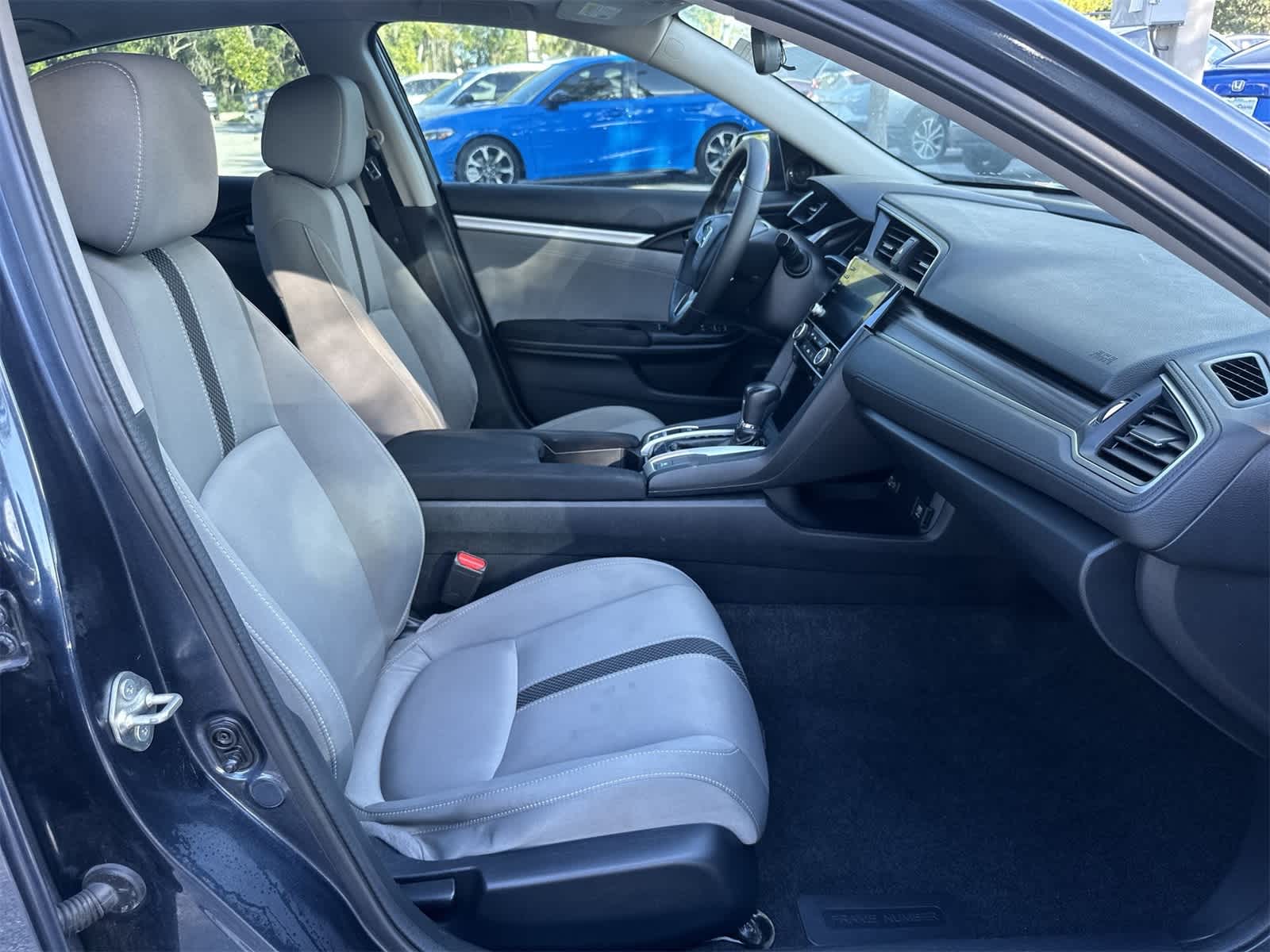 Thumbnail: 2019 Honda Civic - 17