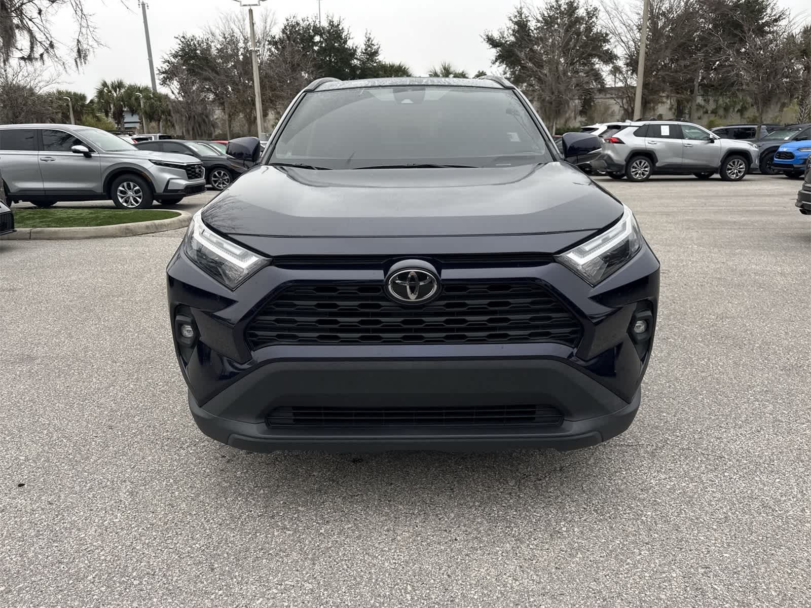 Thumbnail: 2022 Toyota RAV4 - 9