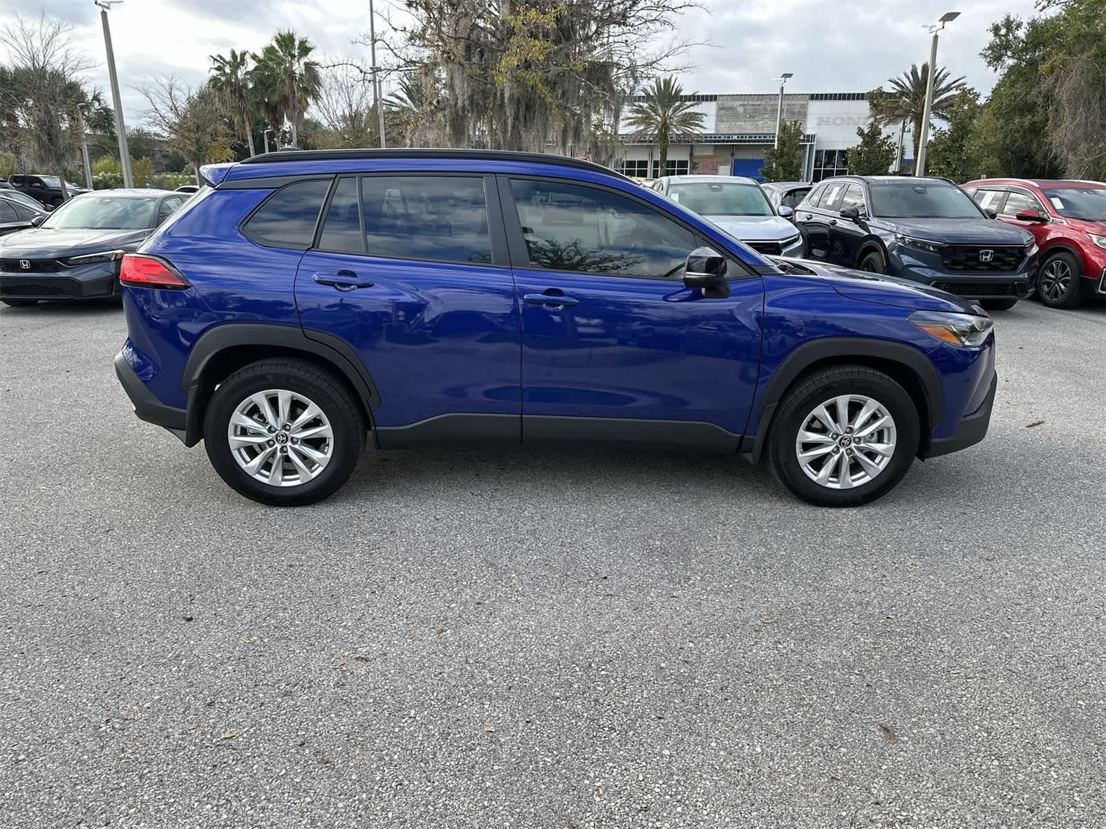 Thumbnail: 2025 Toyota Corolla Cross - 7