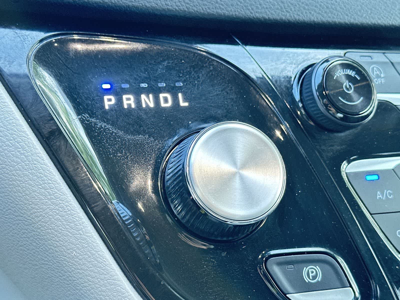 Thumbnail: 2024 Chrysler Pacifica - 21