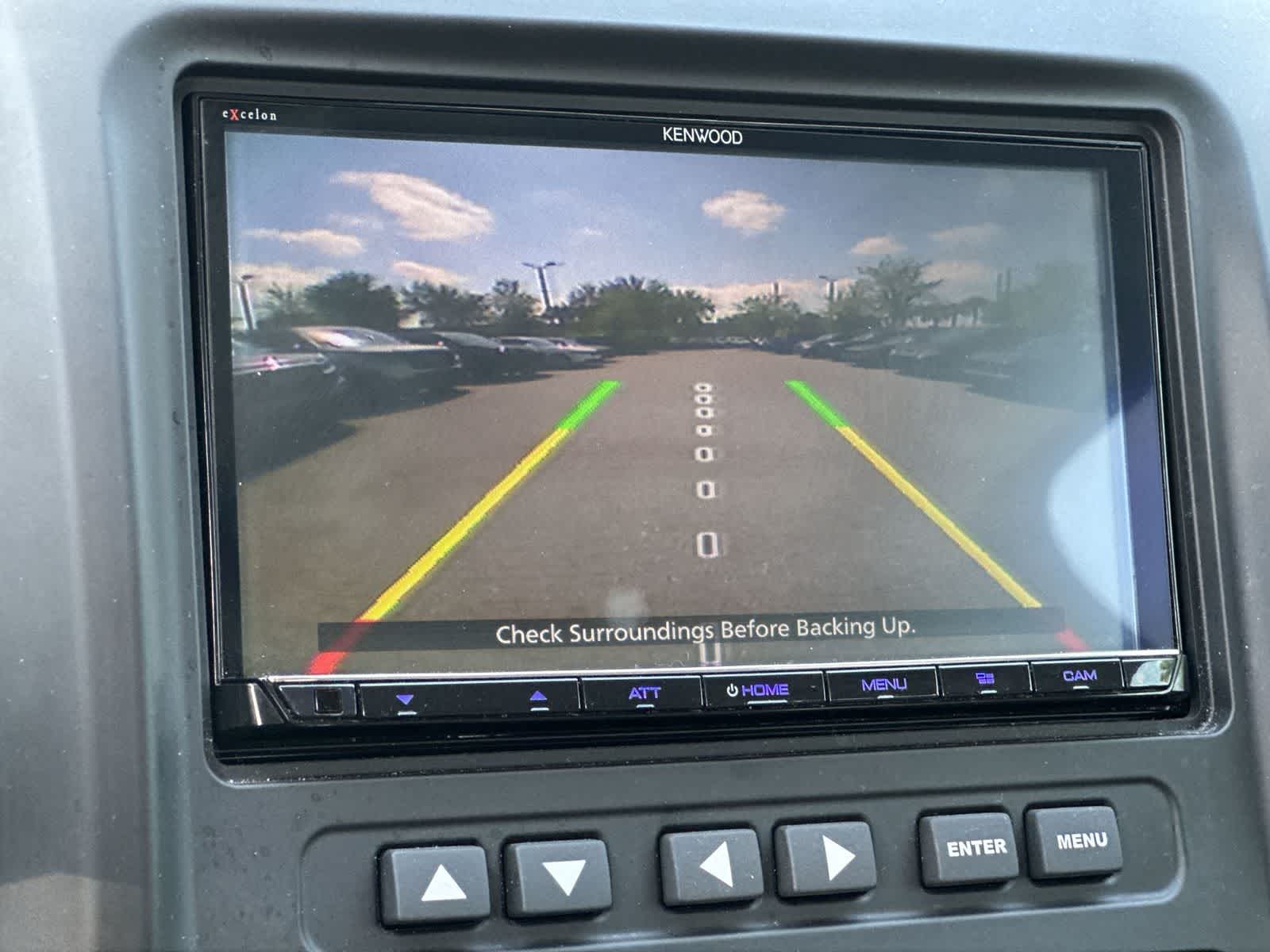 Thumbnail: 2015 Jeep Cherokee - 19