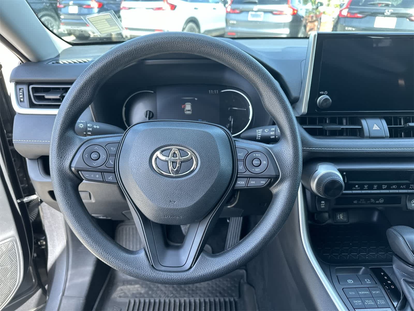 Thumbnail: 2024 Toyota RAV4 - 18