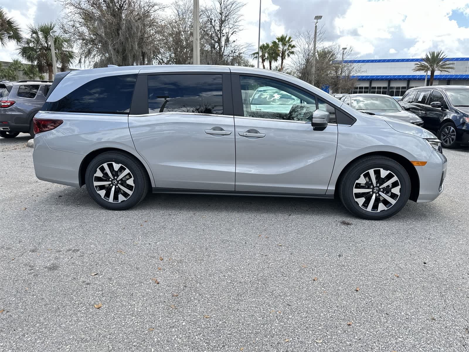 Thumbnail: 2026 Honda Odyssey - 7