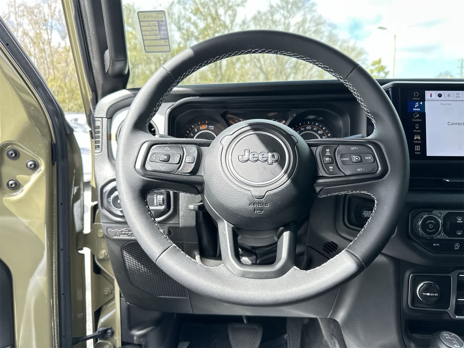 Thumbnail: 2025 Jeep Wrangler - 18