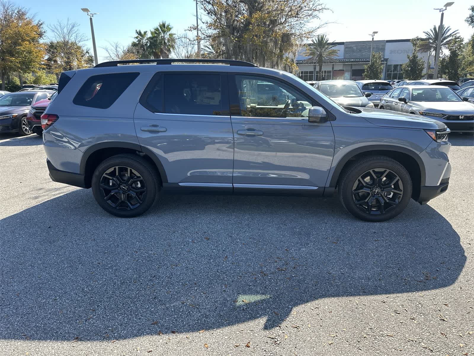 Thumbnail: 2025 Honda Pilot - 7