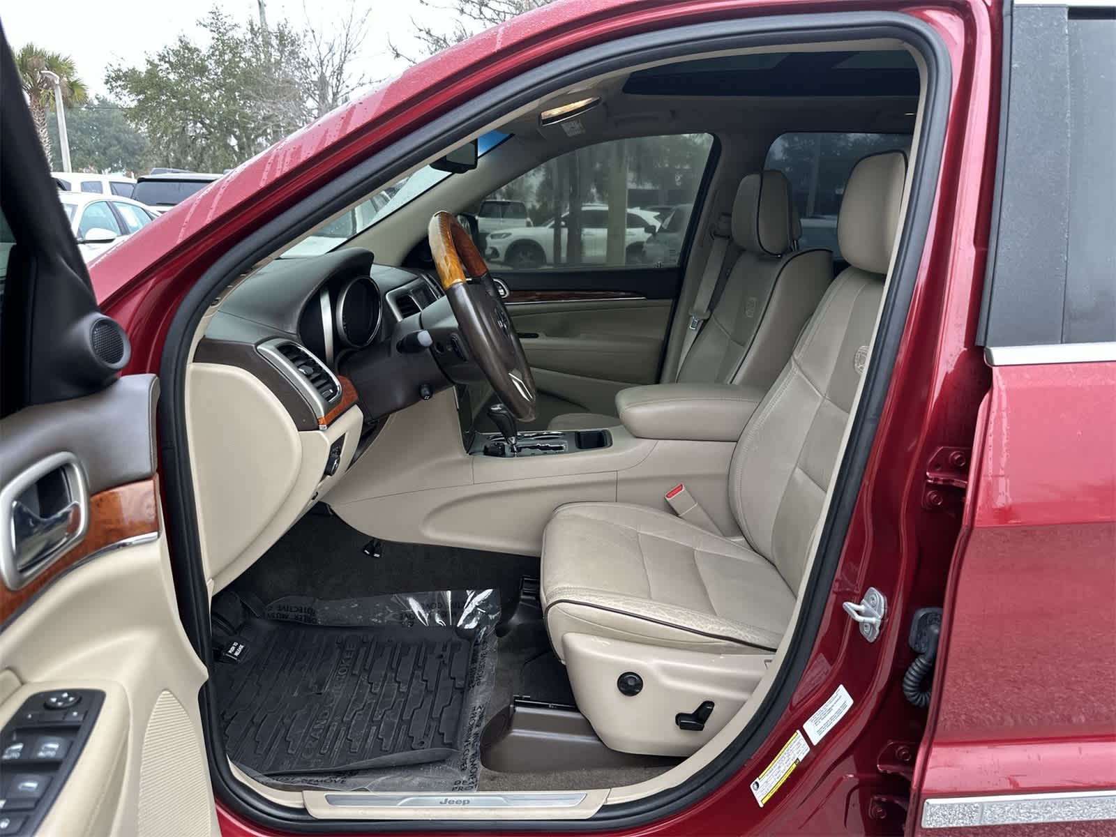 Thumbnail: 2012 Jeep Grand Cherokee - 2