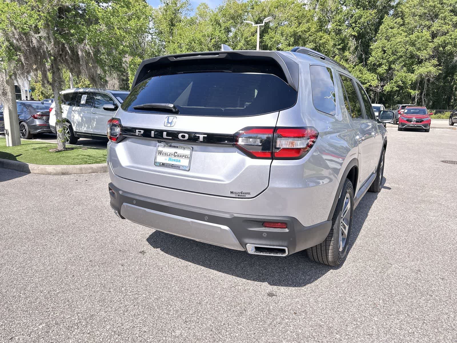 Thumbnail: 2026 Honda Pilot - 6
