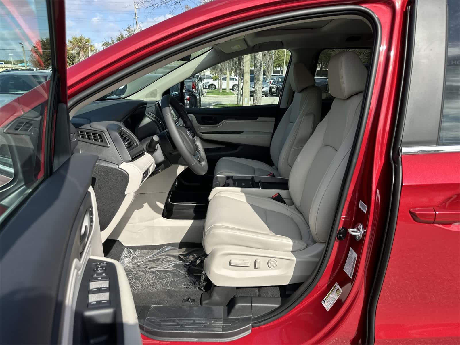 Thumbnail: 2026 Honda Odyssey - 2