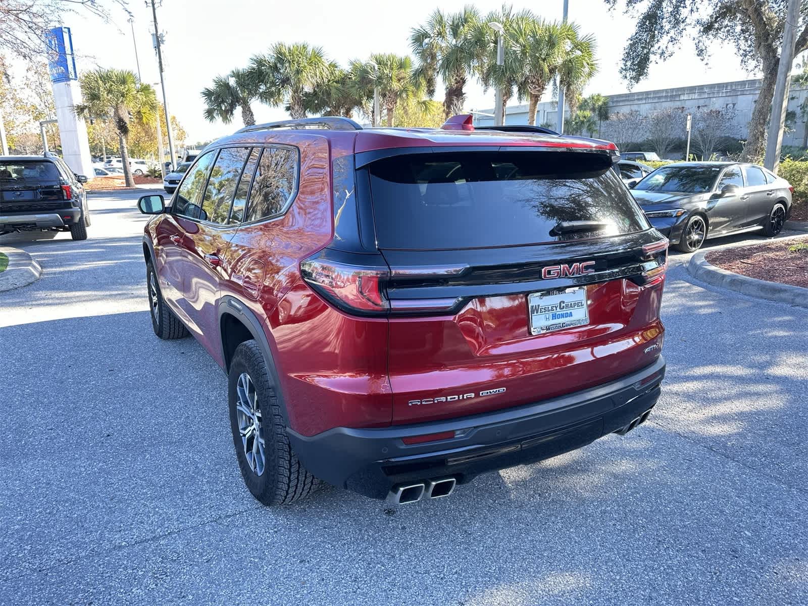 Thumbnail: 2024 GMC Acadia - 4