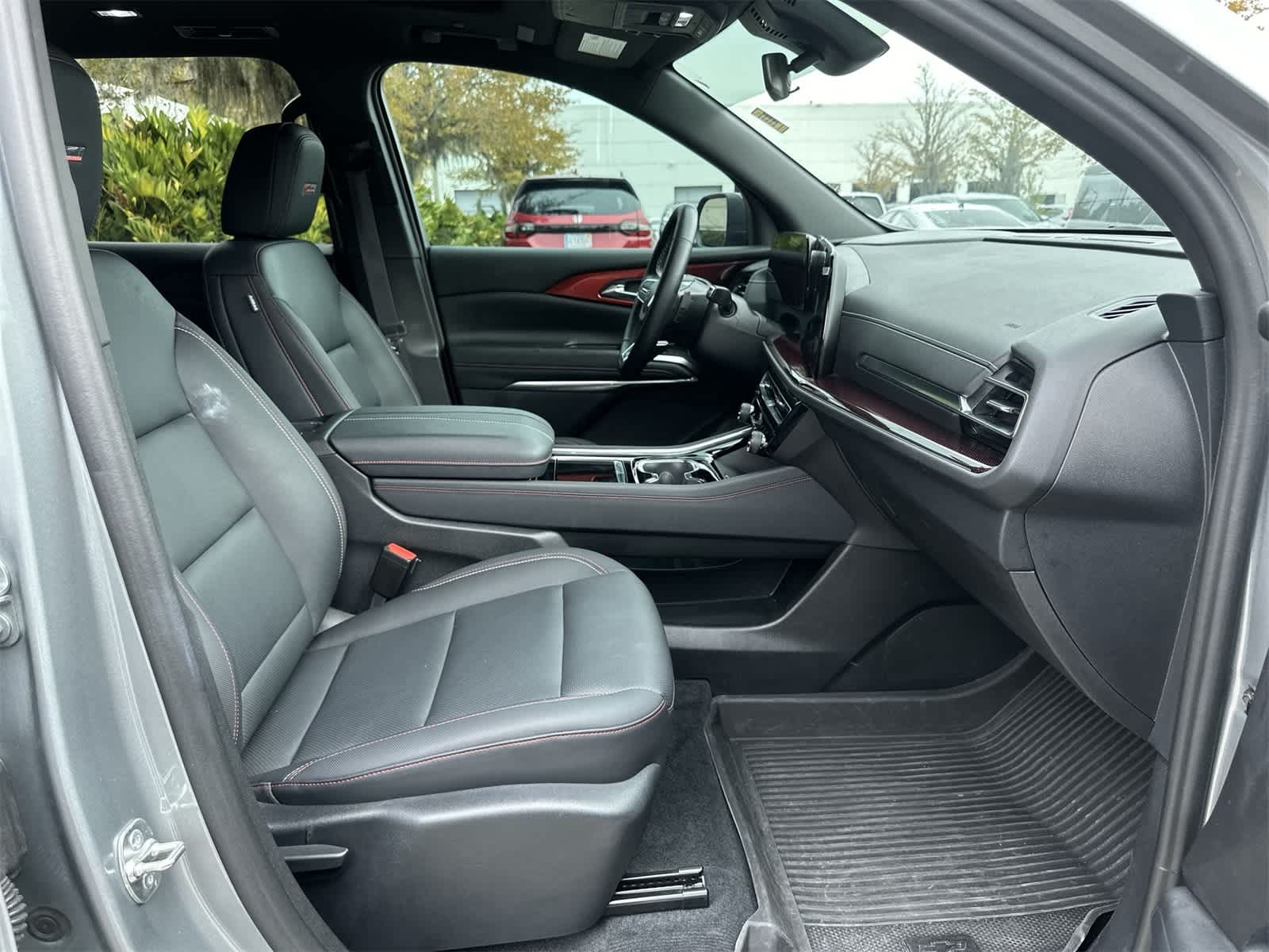 Thumbnail: 2024 Chevrolet Traverse - 20